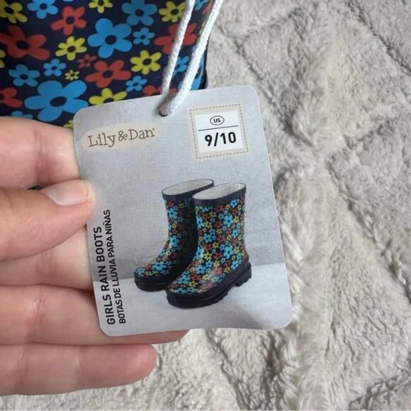 Lily & Dan | Aldi Blue and Red Floral Rain Boots | Size 9/10 - Picture 5 of 10